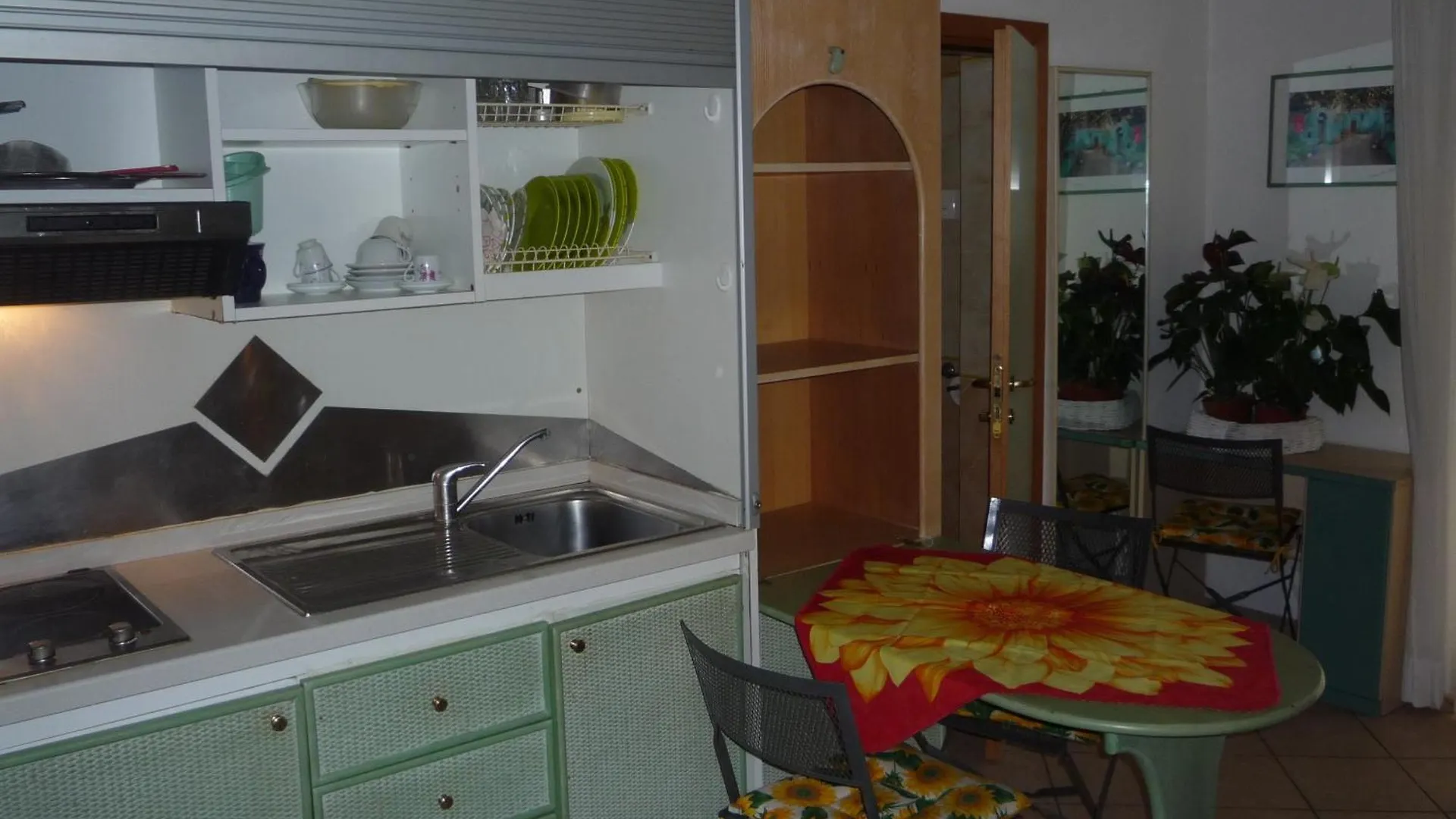 Hotel Residence Charles Rimini